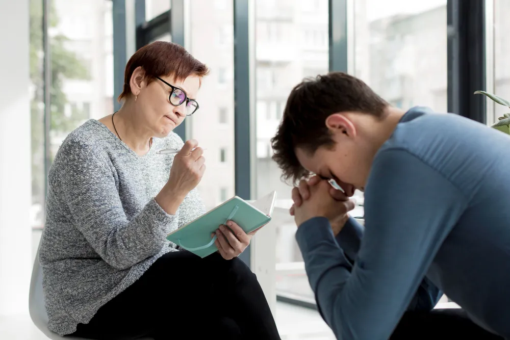 Healthcare provider offering transitional care management services to support patient recovery after hospital discharge
